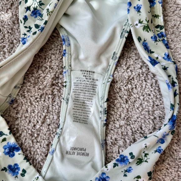 NWT Abercrombie Floral Bikini Set - Size M - Matching Top & Bottom - Green Blue - Picture 3 of 7